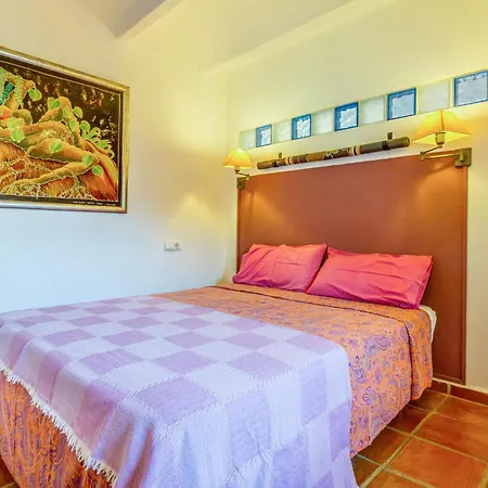 3 Bedroom Pet Friendly In Trencall
