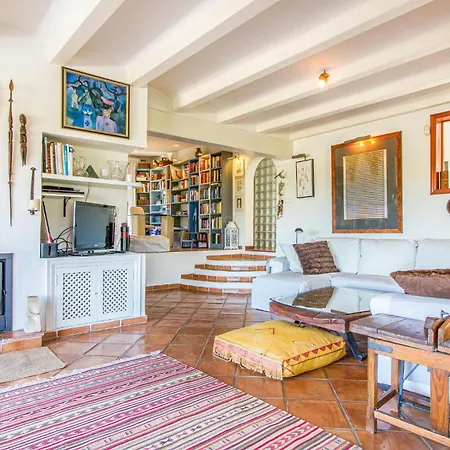 3 Bedroom Pet Friendly In Trencall Balcon del Mar