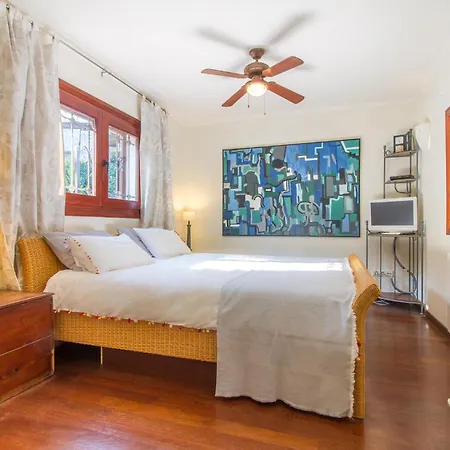 3 Bedroom Pet Friendly In Trencall Balcon del Mar
