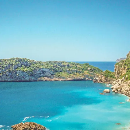 3 Bedroom Pet Friendly In Trencall Holiday home Balcon del Mar